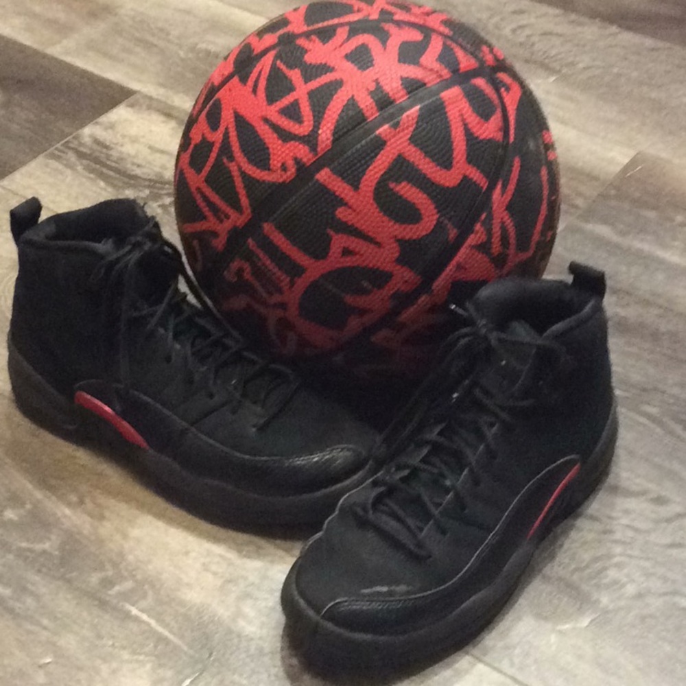 Jordan Youth retro 12